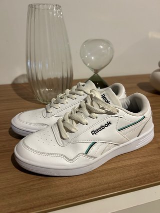Zapatillas Reebok blancas y verde azulado
