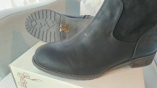Botines Negros con Cremallera