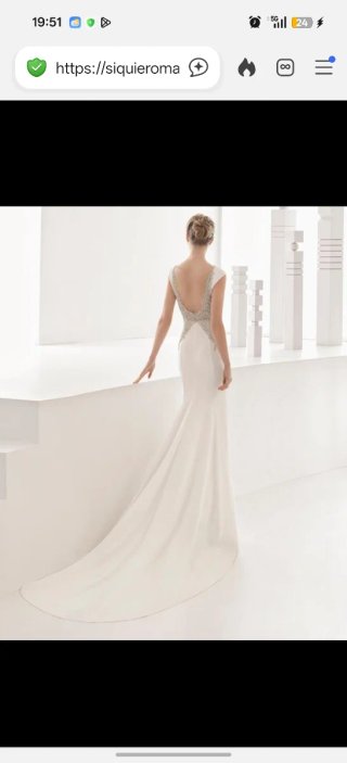 Vestido de novia marca rosa clará