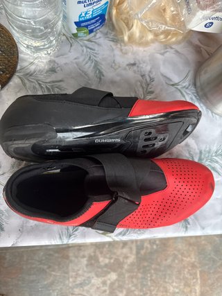 Zapatillas Ciclismo Shimano Negras y Rojas