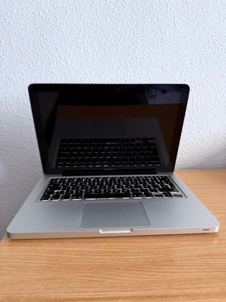 MacBook Pro 13'' i5 16GB RAM 500 SSD + ofice 2019