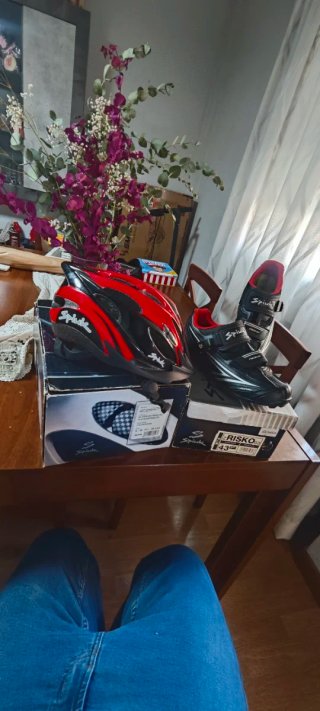 Set Casco y Zapatillas MTB Spiuk