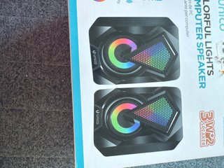 Altavoces Unico con Luces LED