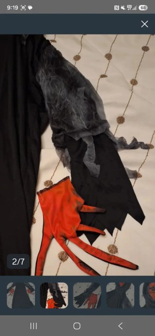 Disfraz Terror. Mascara, tunica, capucha y guantes