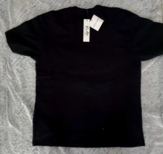 Camiseta Comme des Garçons PLAY Negra Talla M