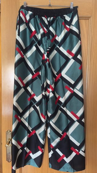 Pantalón Zara Satén Estampado