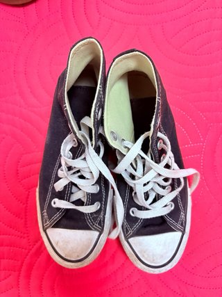 Converse Negras Talla 33,5