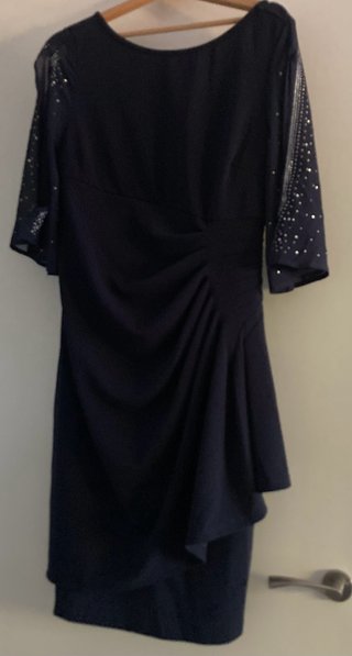 Vestido azul con pedrería