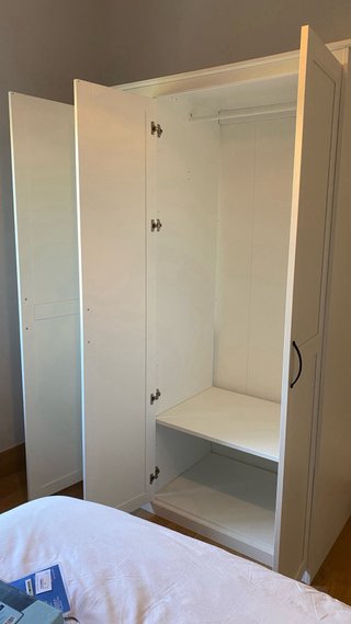 Guardaroba bianco a 3 ante