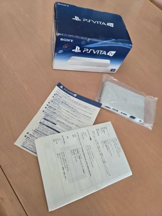 PlayStation Vita TV (Versione Giappone) con scatola