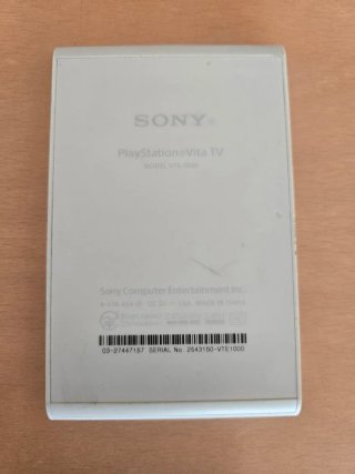 PlayStation Vita TV (Versione Giappone) con scatola