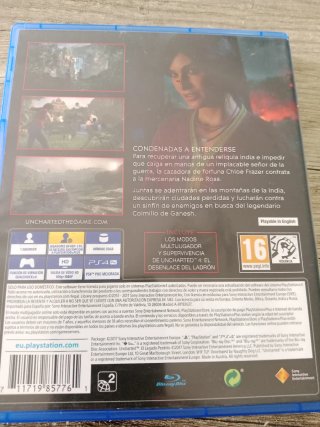 Lote 2 Giochi PS4: Uncharted e Call of Duty