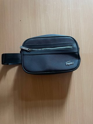 Riñonera Lacoste Negra