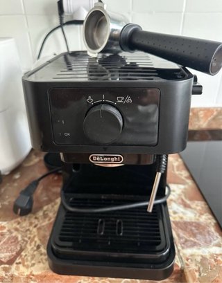 Cafetera De'Longhi Stilosa EC230.BK