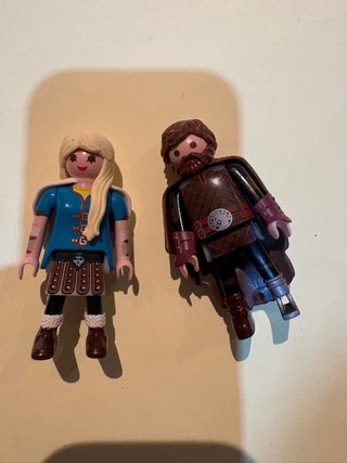 Figuras Playmobil Astrid e Hipo