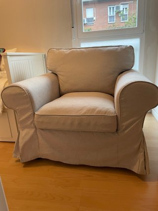 Poltrona IKEA Ektorp Beige