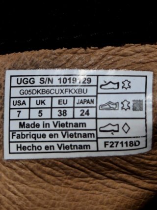 Botines UGG negros talla 38