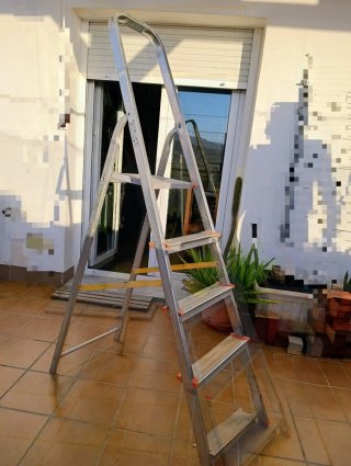Escalera de Tijera de Aluminio
