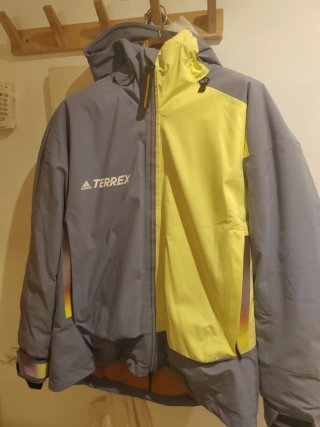 Chaqueta Adidas Terrex Talla XL Gris y Amarillo