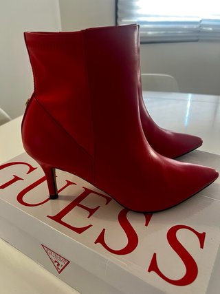 Botines rojos GUESS
