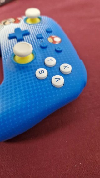 Mando PowerA Super Mario para Nintendo Switch