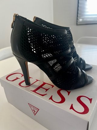Botines Guess Negros