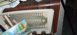 Mesa auxiliar de madera rústica
