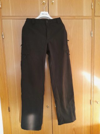 Pantalón con forro polar negro