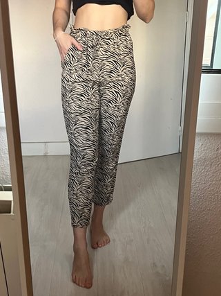 Pantalón ancho estampado cebra