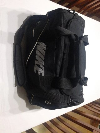 Bolsa de deporte Nike negra