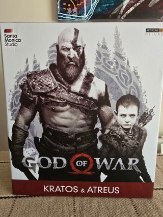 Figura Kratos y Atreus God of War Deluxe