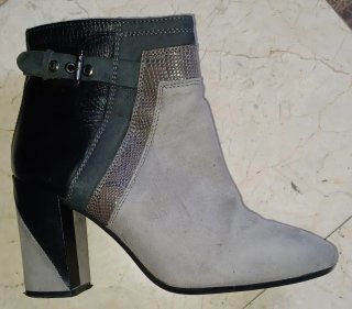 Botines Gallery Piel Gris Talla 37, como nuevos