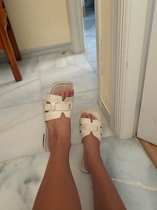 Sandalias Planas Beige