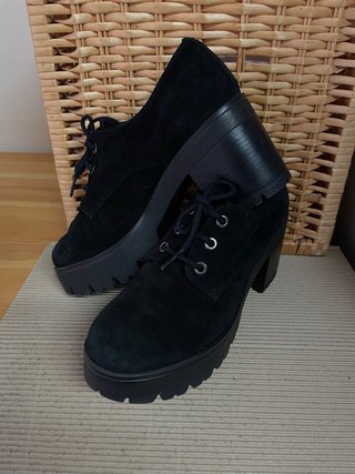 Zapatos de Piel Negros con Cordones Talla 39