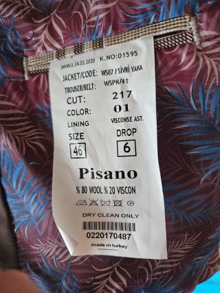 Traje de hombre marrón