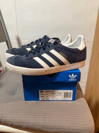 Zapatillas Adidas Gazelle Azul Marino T35,5