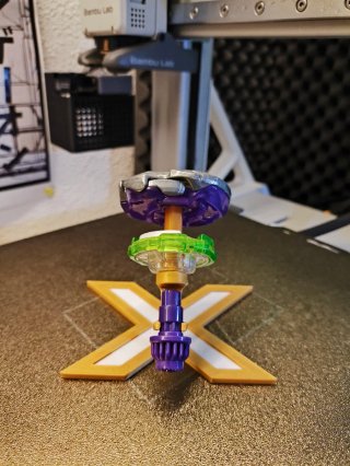 Soporte expositor para Beyblade