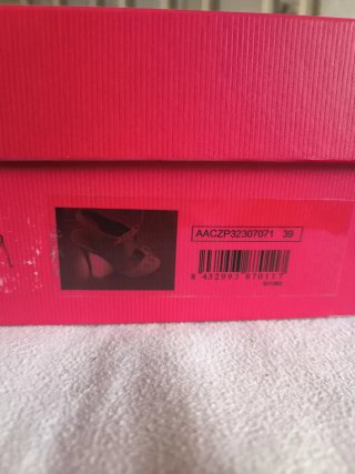 Sandalias piel CH Carolina Herrera T.39