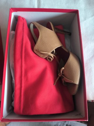 Sandalias piel CH Carolina Herrera T.39