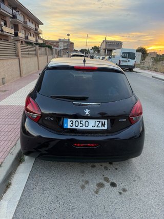 SE VENDE PEUGEOT 208 – AÑO 2017 Motor gasolin