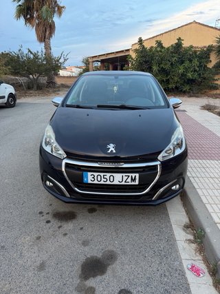 SE VENDE PEUGEOT 208 – AÑO 2017 Motor gasolin