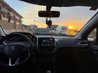 SE VENDE PEUGEOT 208 – AÑO 2017 Motor gasolin