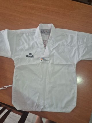 Traje de Taekwondo (Dobok) Daedo
