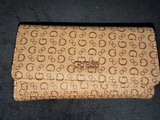 Monedero Guess estampado GG