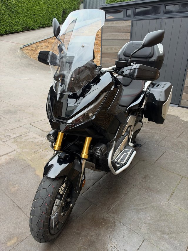 Honda X-ADV 750 2025 - 8200 km