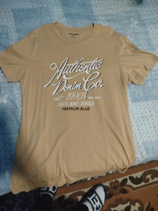 Camiseta Jack & Jones Beige Authentic