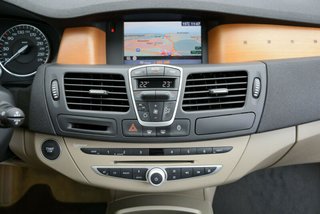 Tarjeta SD Renault Carminat TomTom 2027
