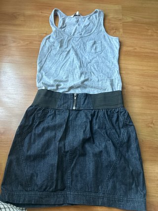 Vestido gris y azul