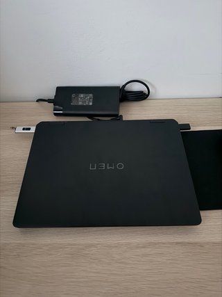 HP OMEN 16 16-ap0006ns AI9 32GB RAM 1TB RTX 5070