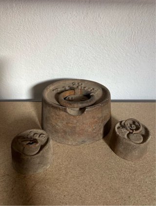 Pesas de hierro antiguas